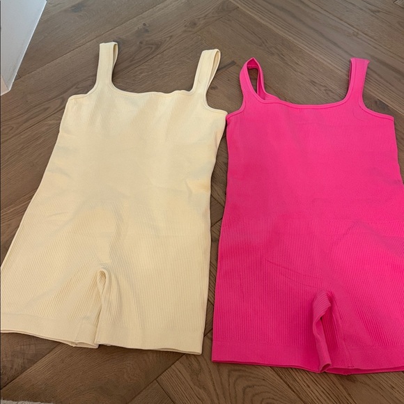 Pink and Cream Ribbed Workout 🏋️‍♀️ Rompers - Picture 3 of 3